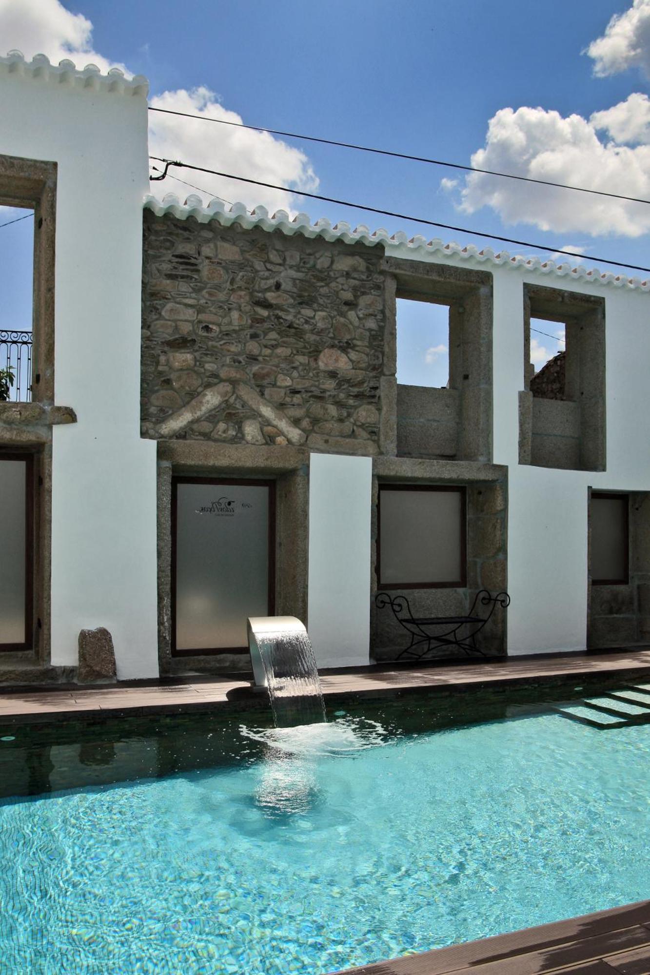 Casa Dos Pocos Hotel Vilar Torpim Екстериор снимка