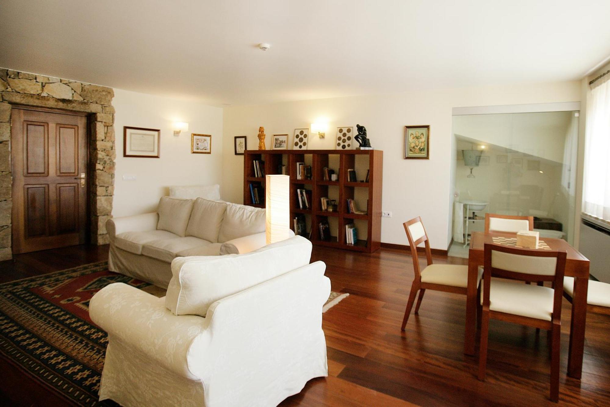 Casa Dos Pocos Hotel Vilar Torpim Екстериор снимка
